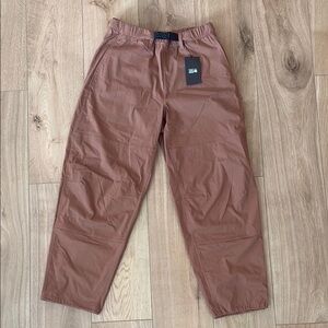 Mountain Hardwear W’s Rockyridge Pant SML. NWT. Oversize fit (I’m usually a M)